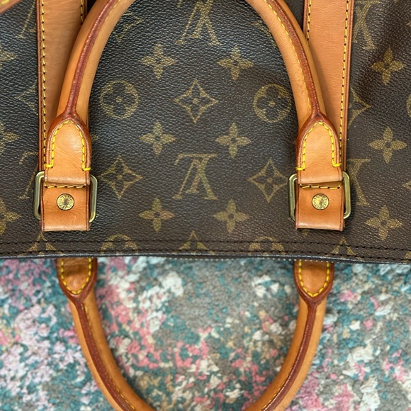 SOLD Louis Vuitton Keepall 55 Bandouliere - Picture 8 of 16